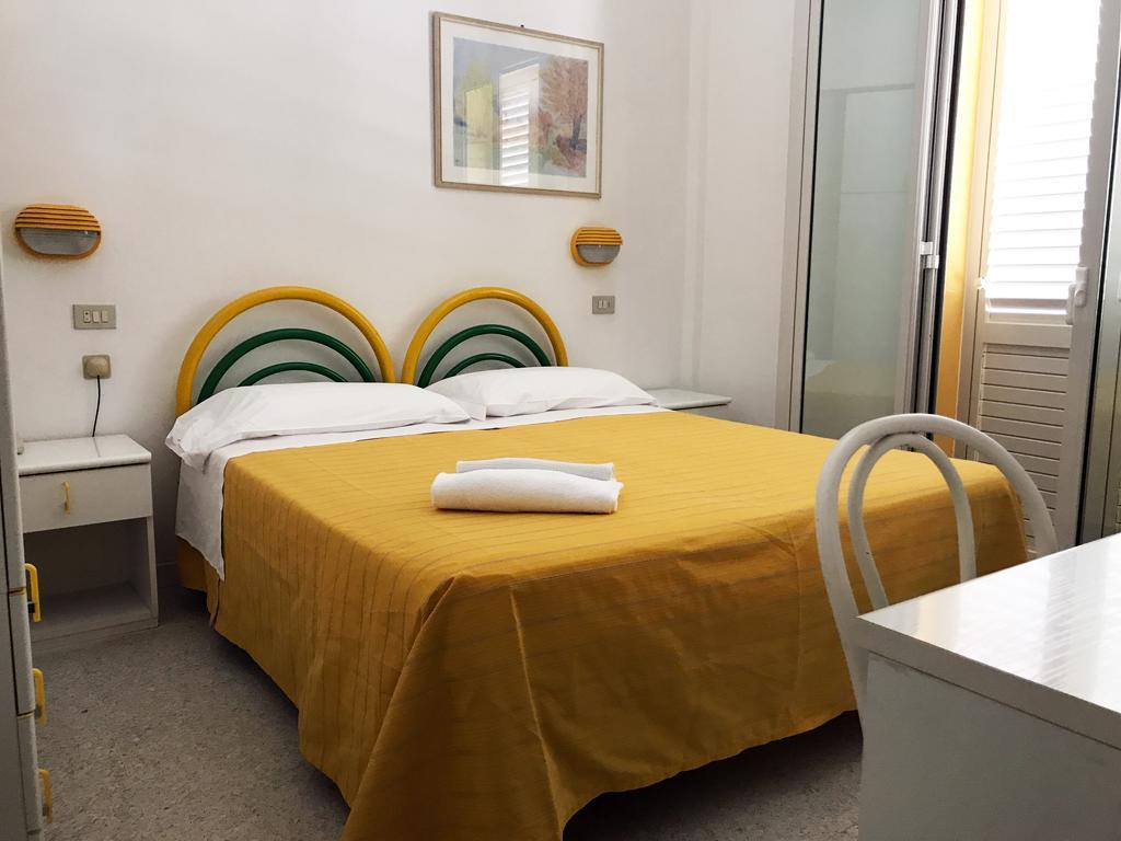 Hotel Vienna Senigallia Luaran gambar