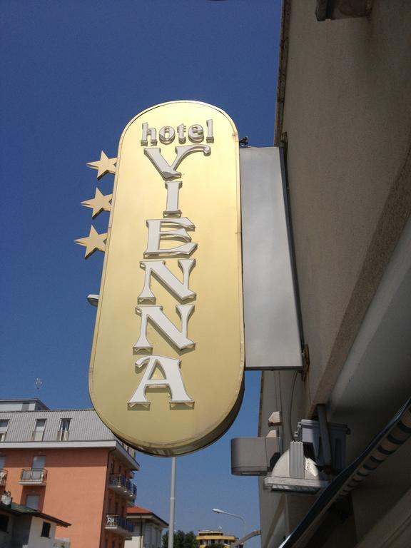Hotel Vienna Senigallia Luaran gambar
