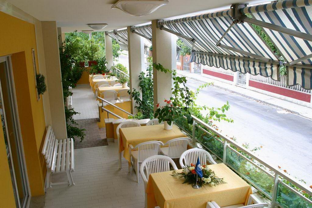 Hotel Vienna Senigallia Luaran gambar